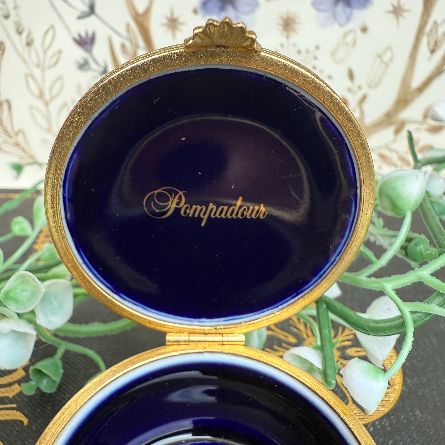Pompadour Limoges Döschen blau