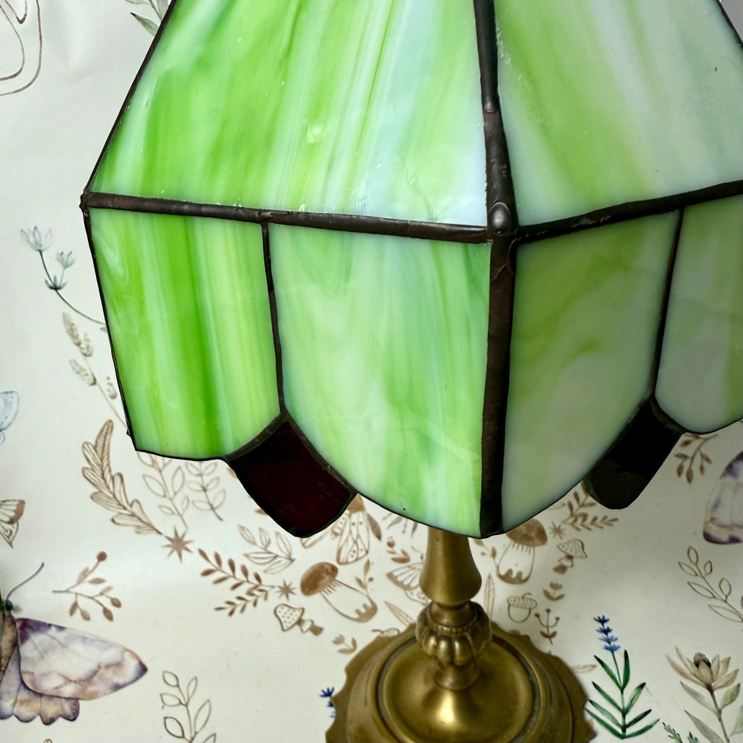 Tiffany lamp green