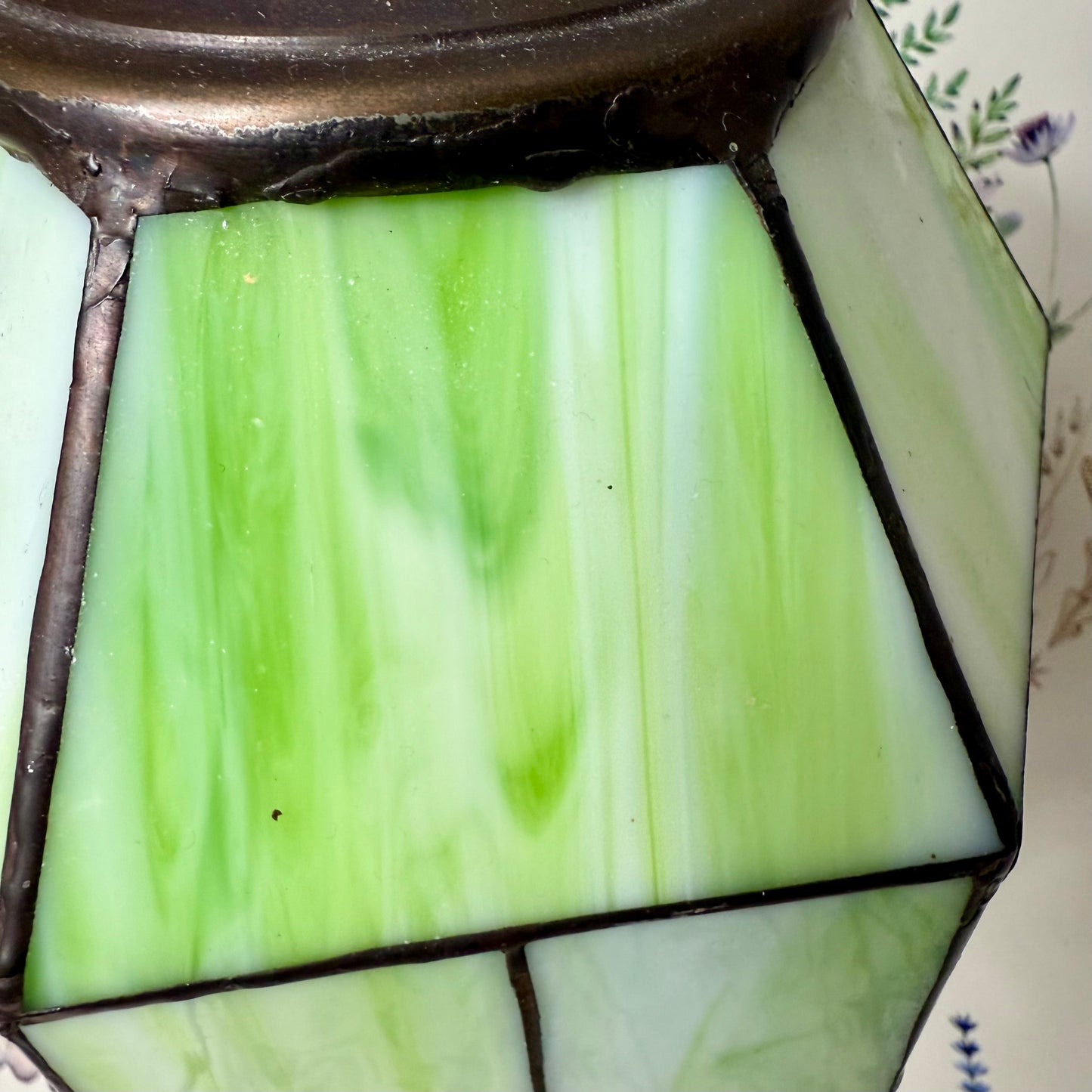 Tiffany lamp green