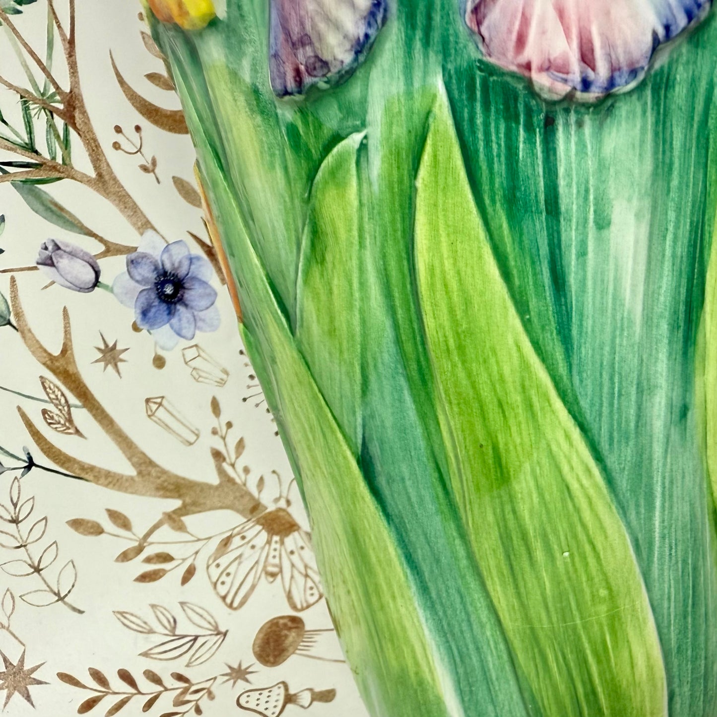 Italian vase with floral decoration