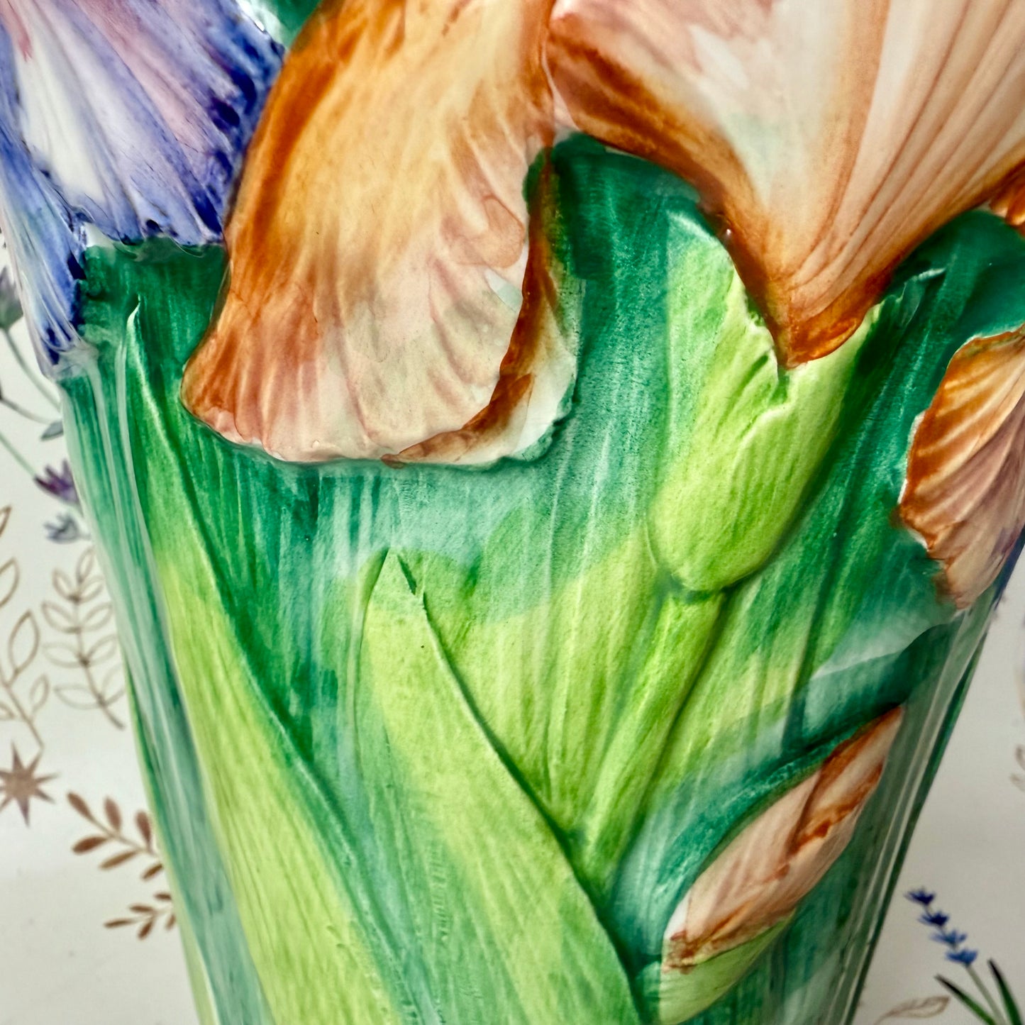 Italian vase with floral decoration