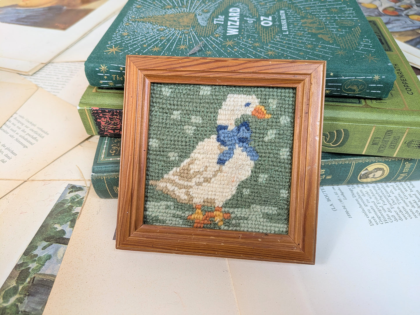 Embroidery picture goose