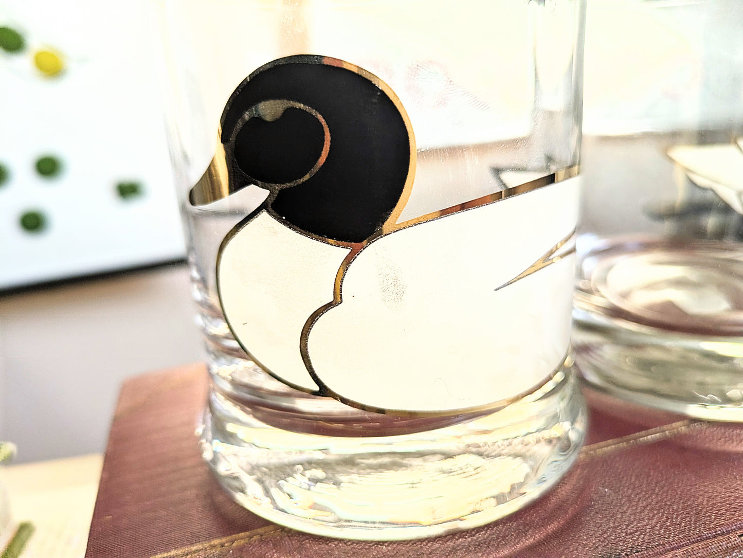 Set of Leonardo glasses with ducks