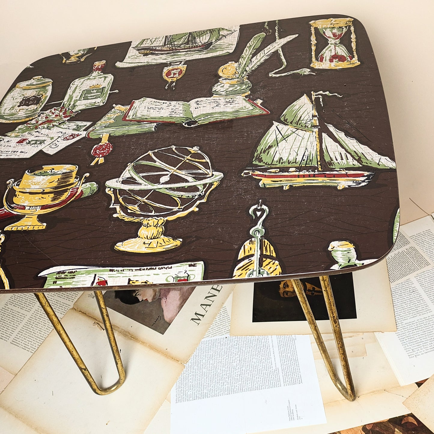 Wiener Couchtisch 1950er