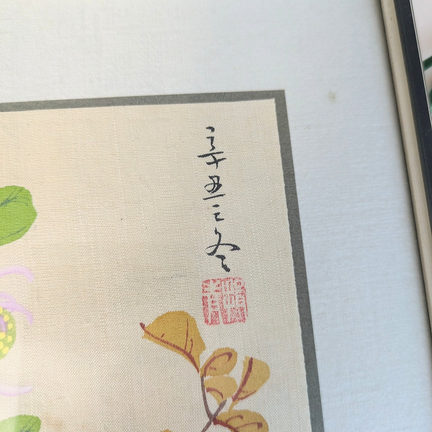 Asian painting bird with chrysanthemums