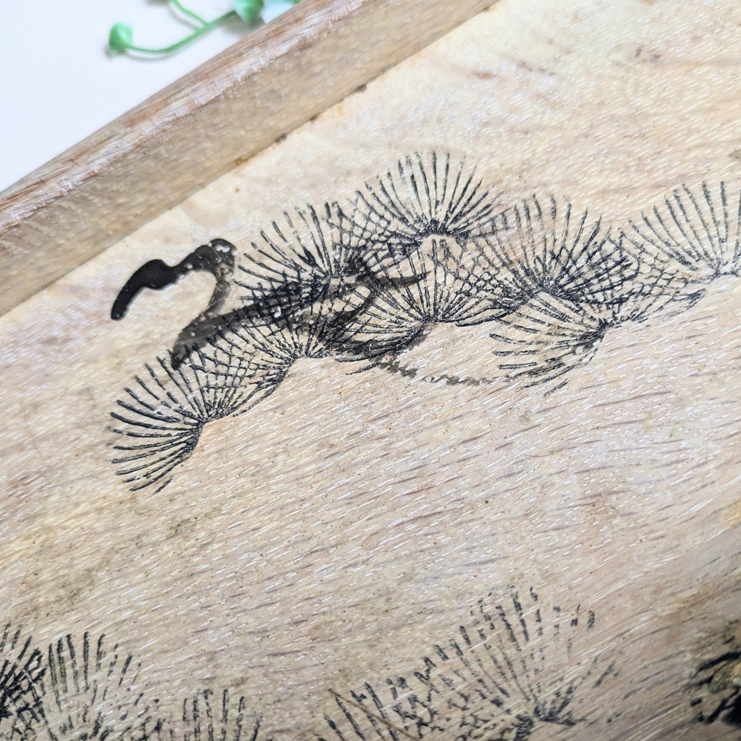 Wooden tray with cranes