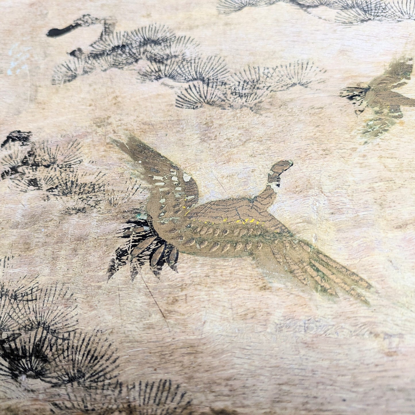 Wooden tray with cranes