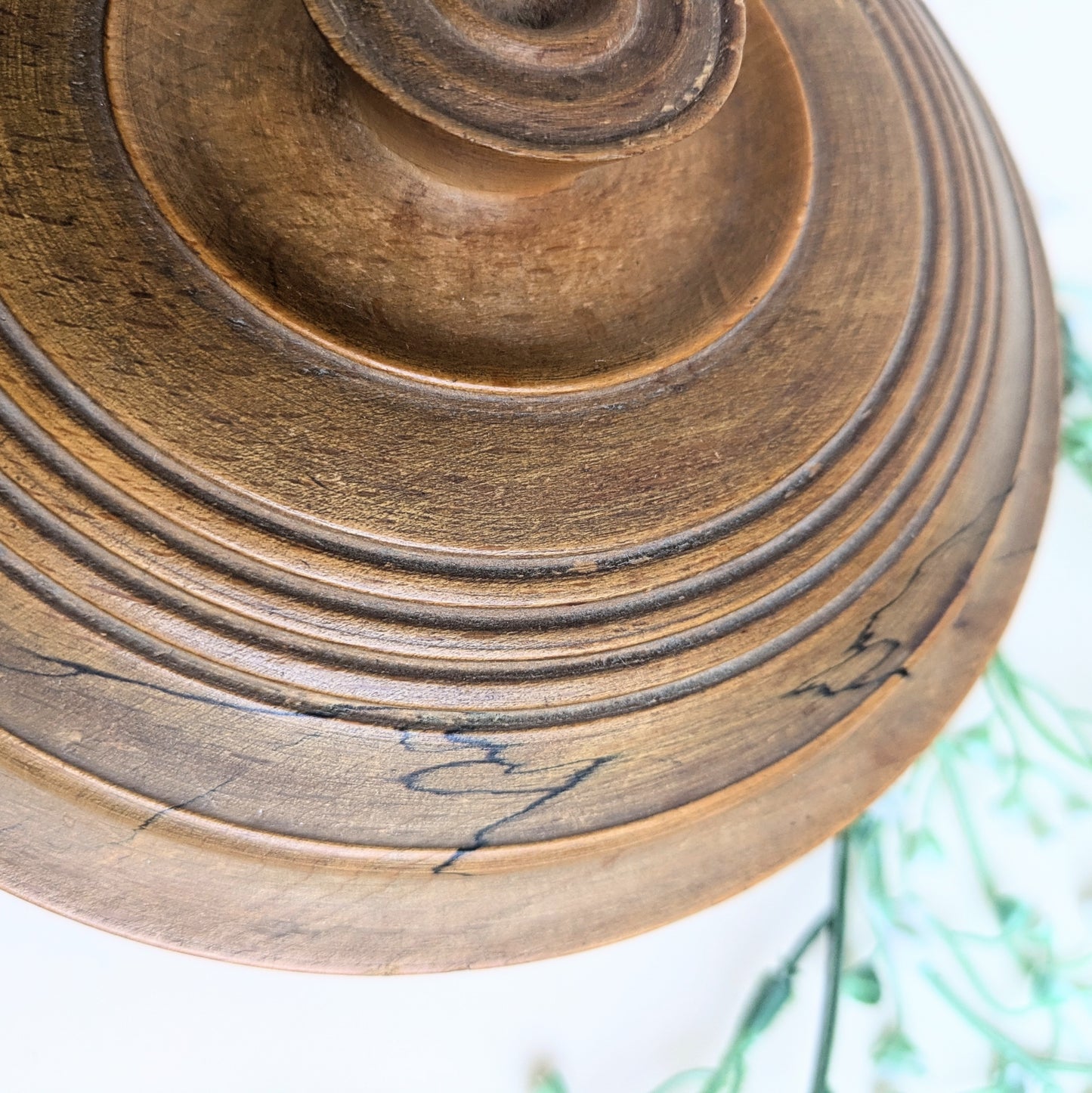Wooden box with grain