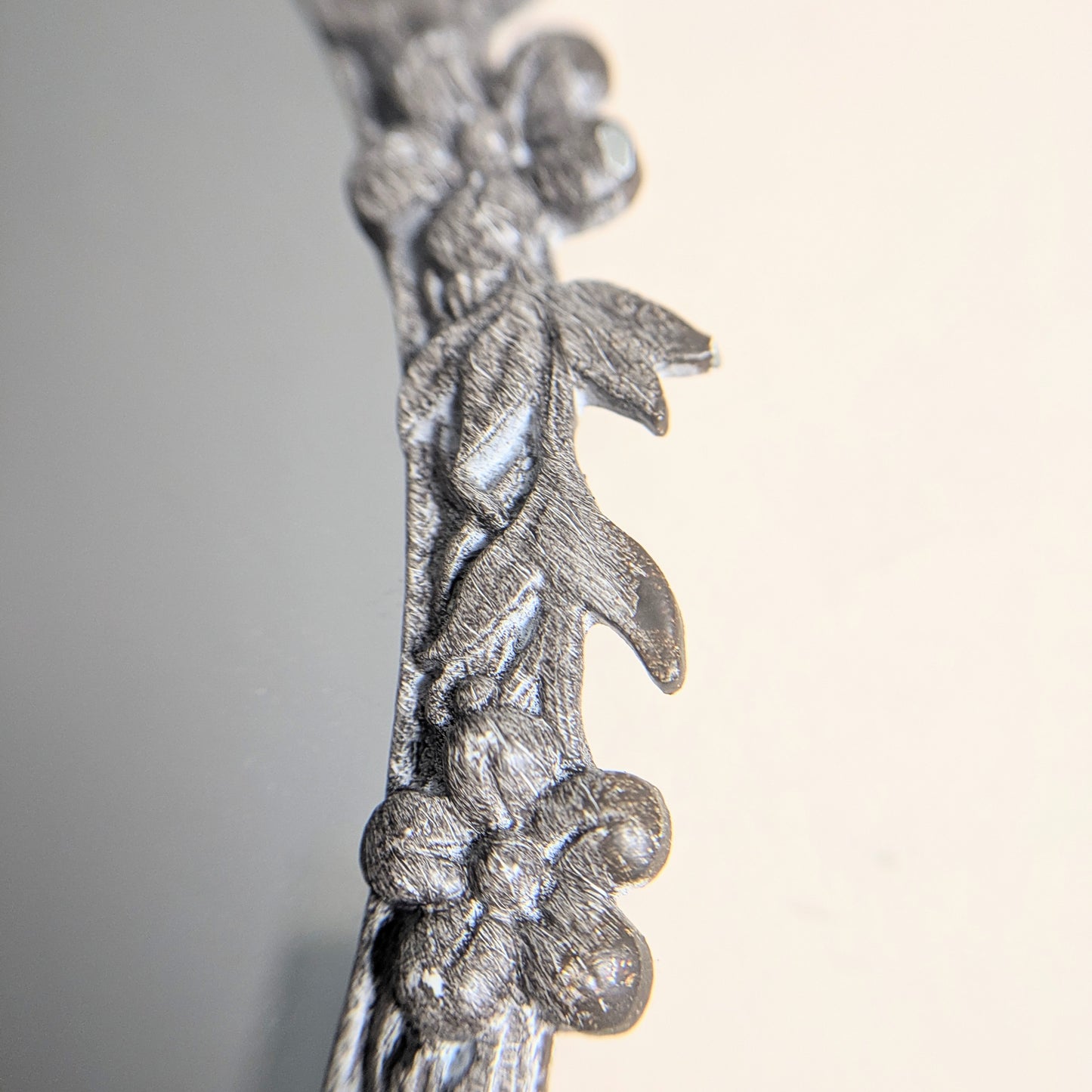 Mirror with bows & flowers