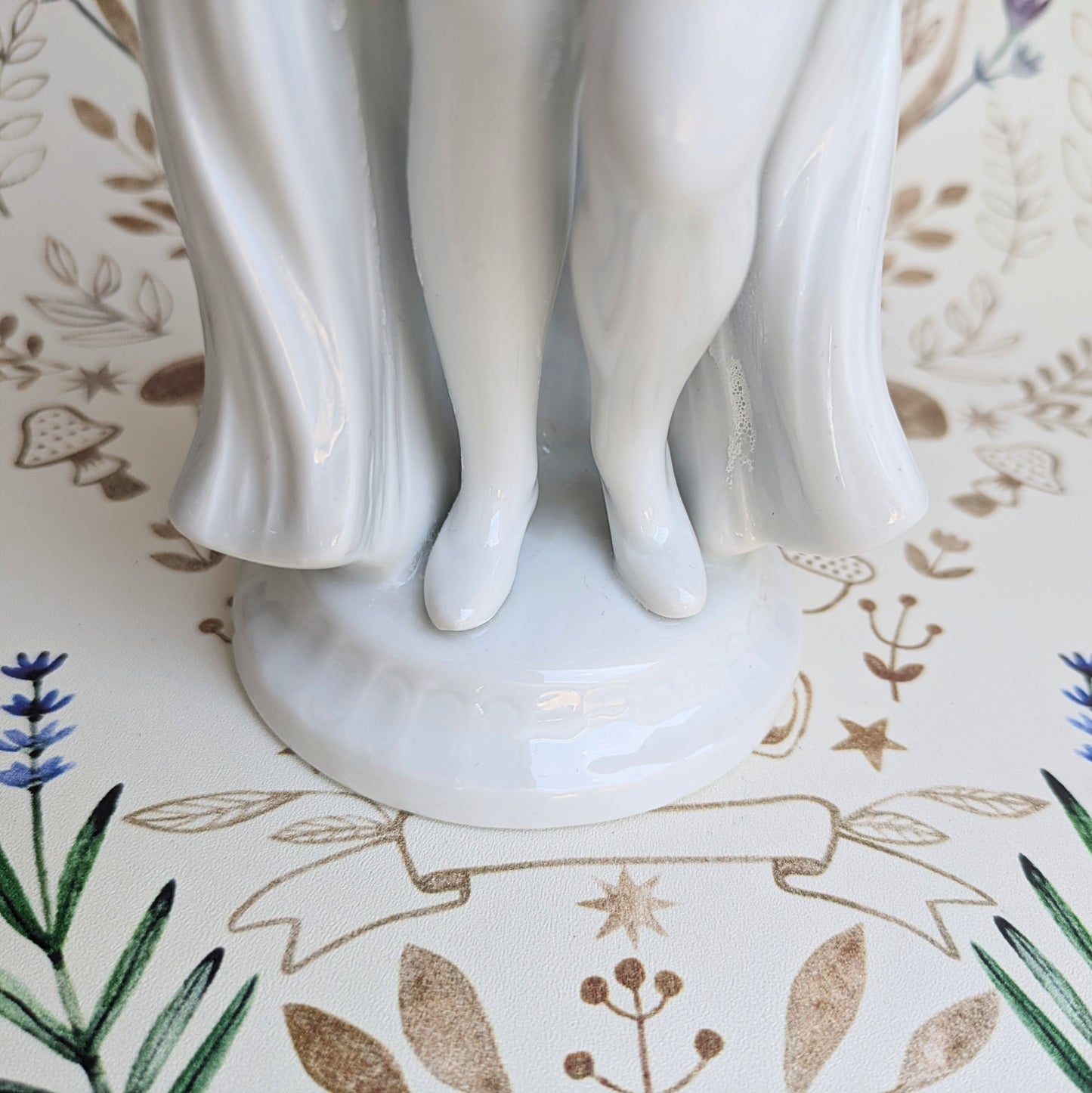 Ceramic figure “Belly Dancer” by Kurt Steiner for Wallendorf