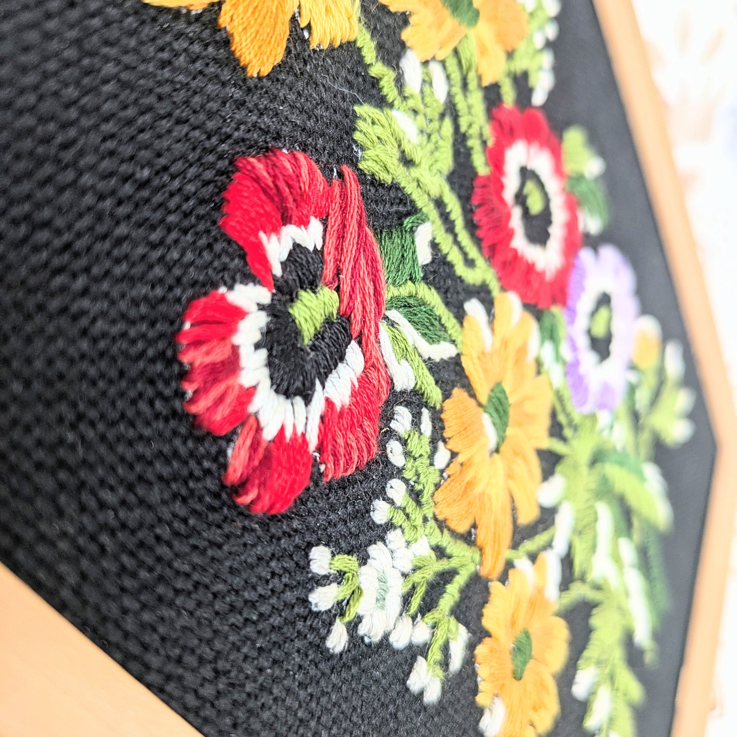 Embroidery picture bouquet of flowers