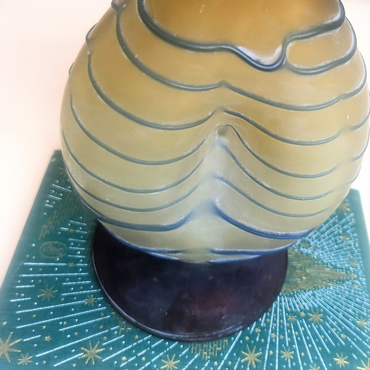 Murano Donut Vase