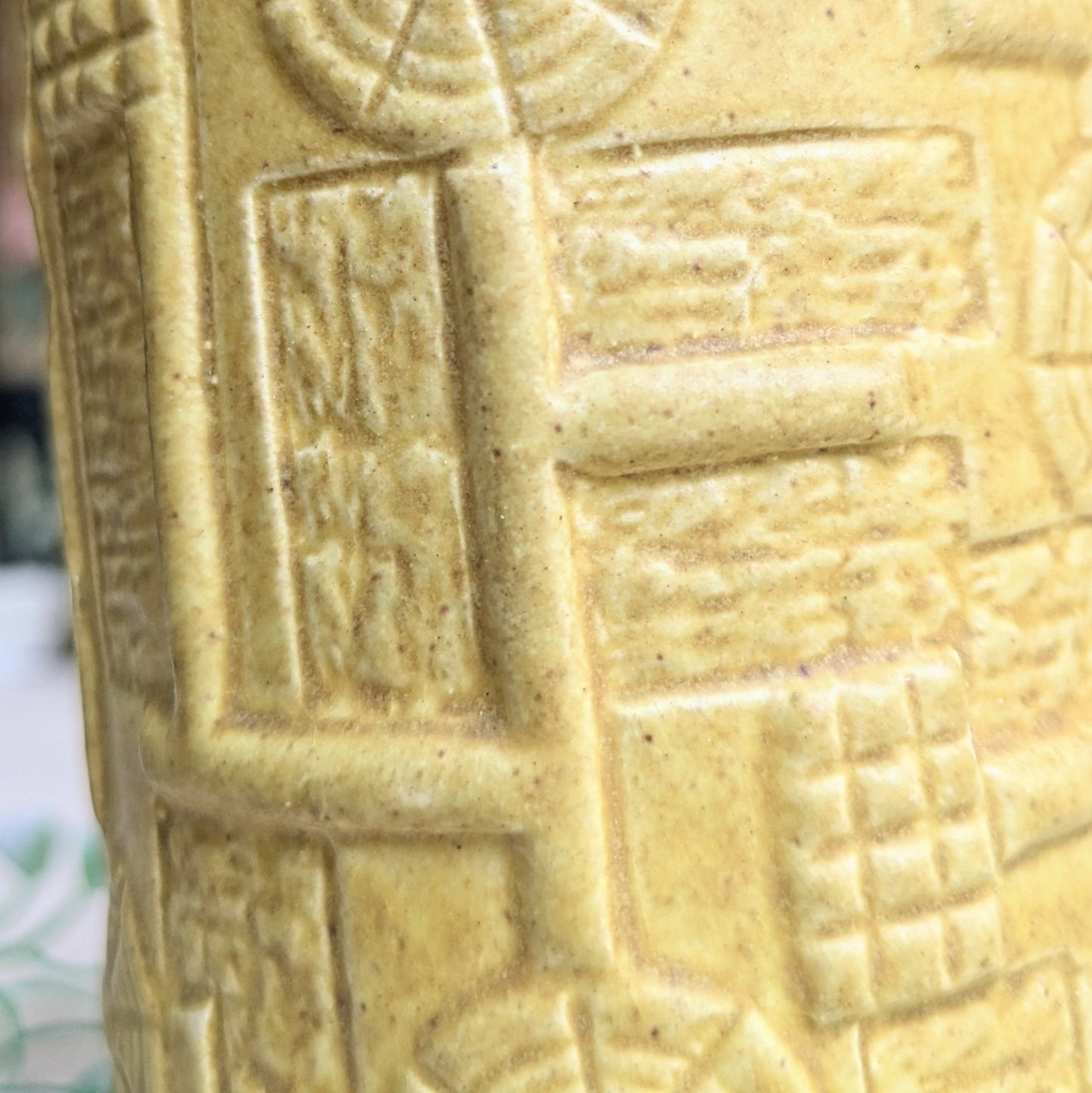 Bay Vase yellow