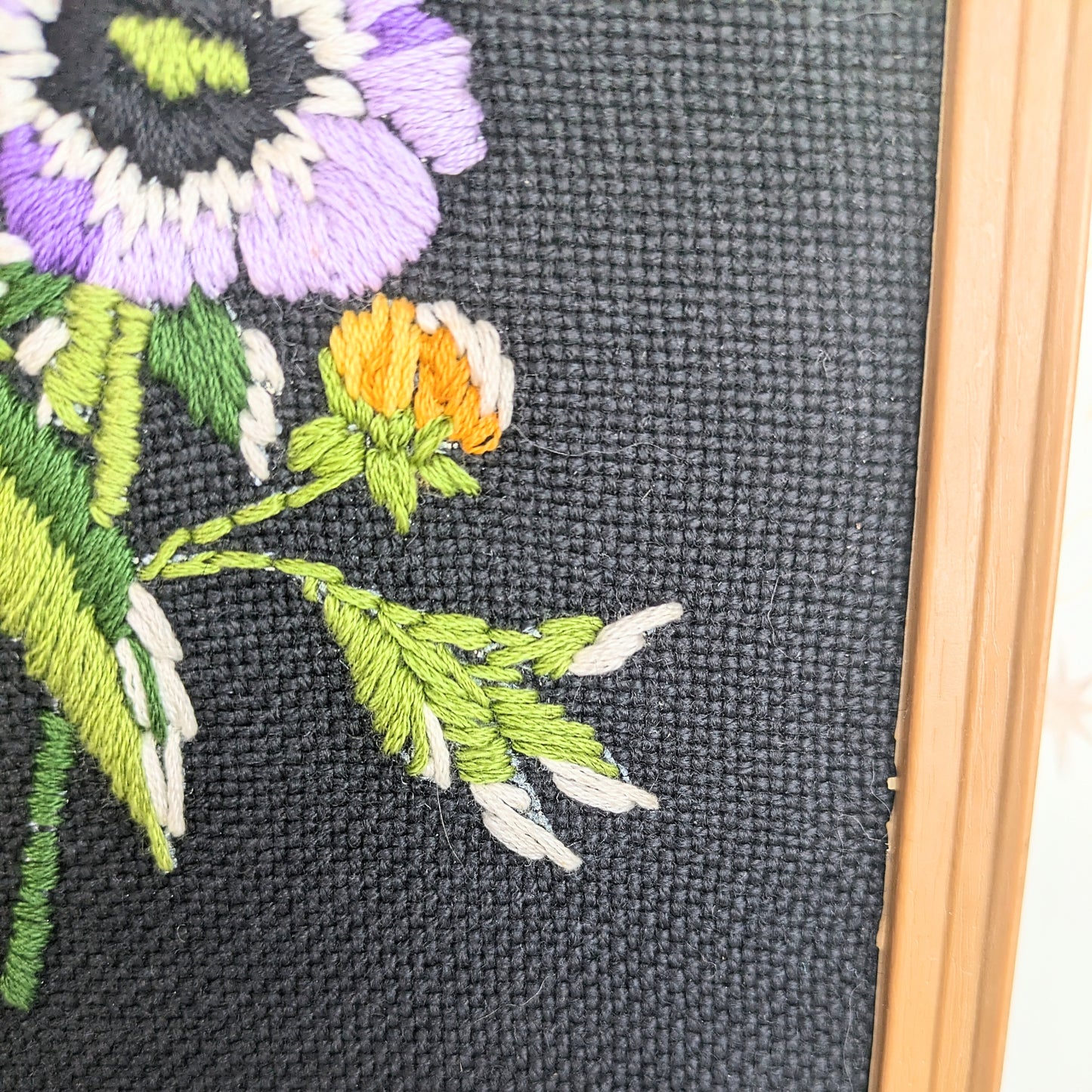 Embroidery picture bouquet of flowers