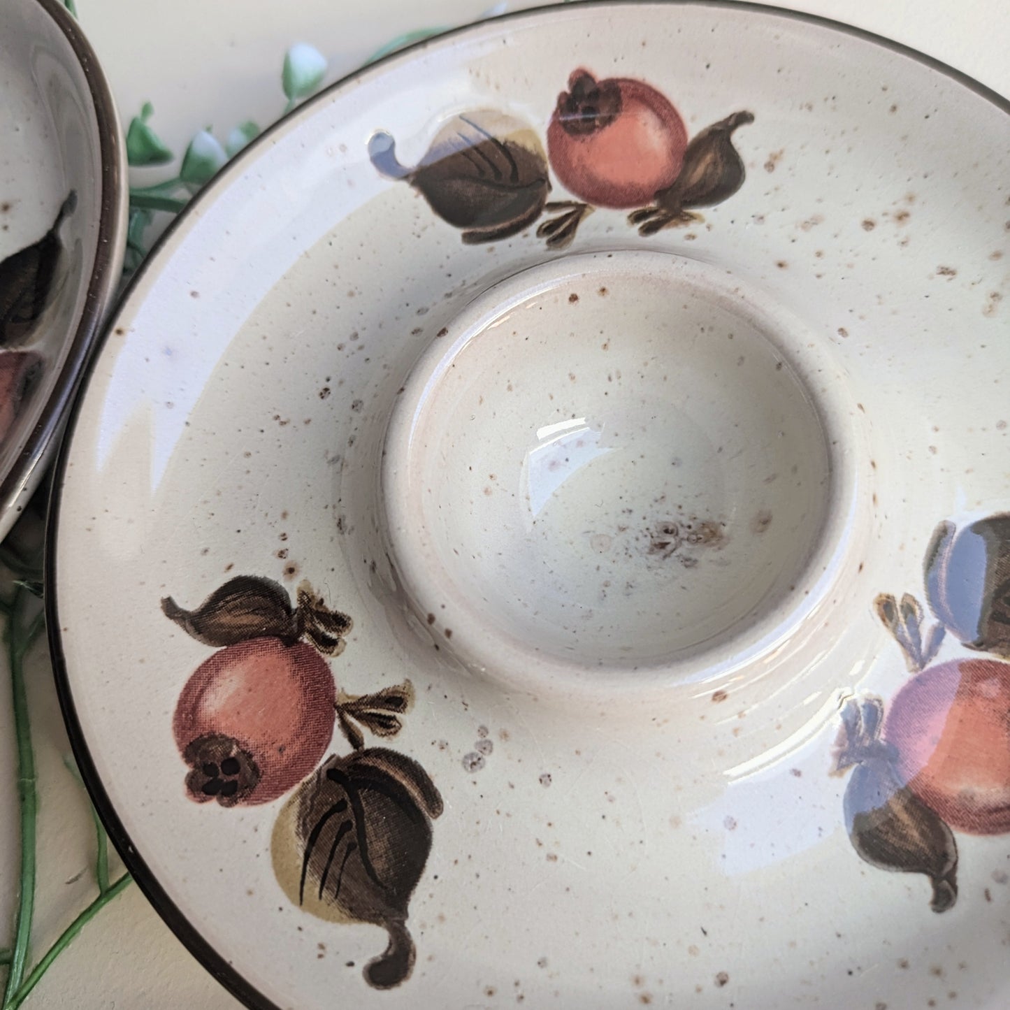 Rosehip egg cups, set of 3
