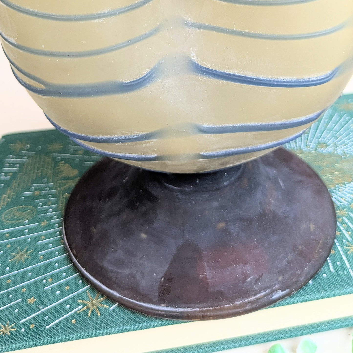 Murano Donut Vase