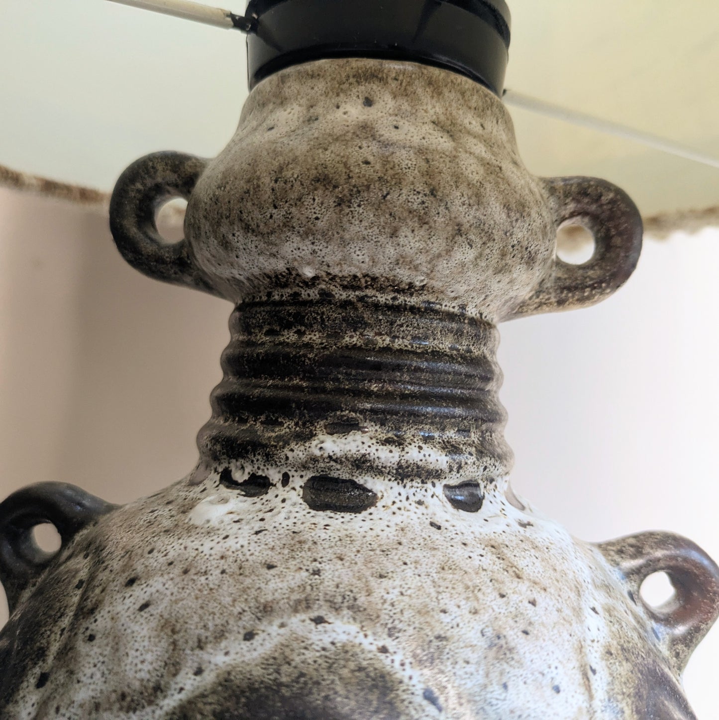 Table lamp coins