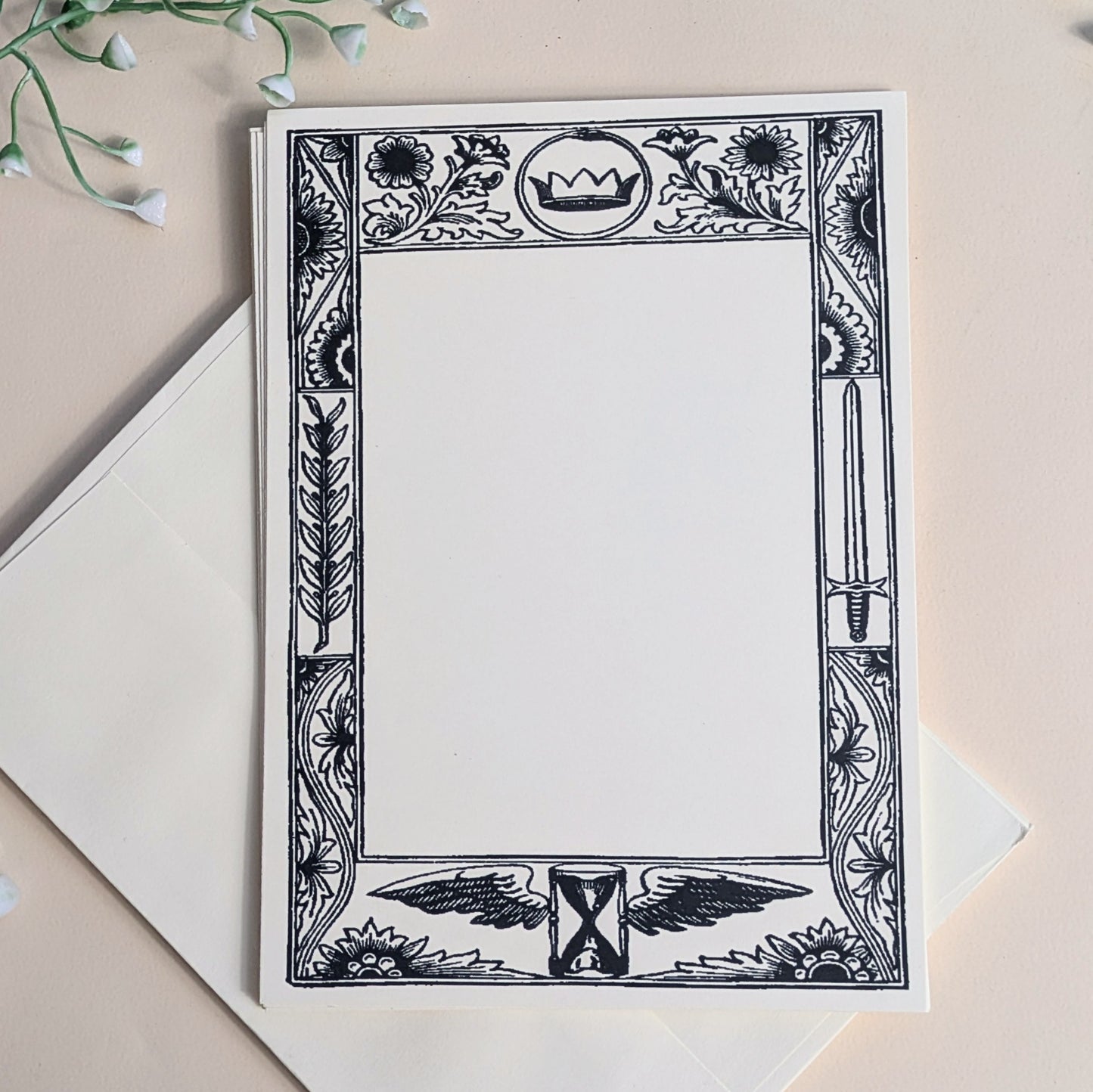 “Crown” note cards with envelopes