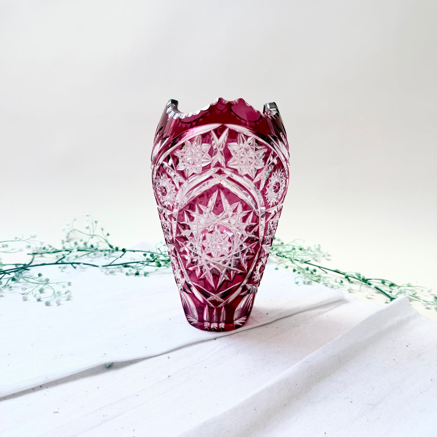 Vase Überfangglas rot