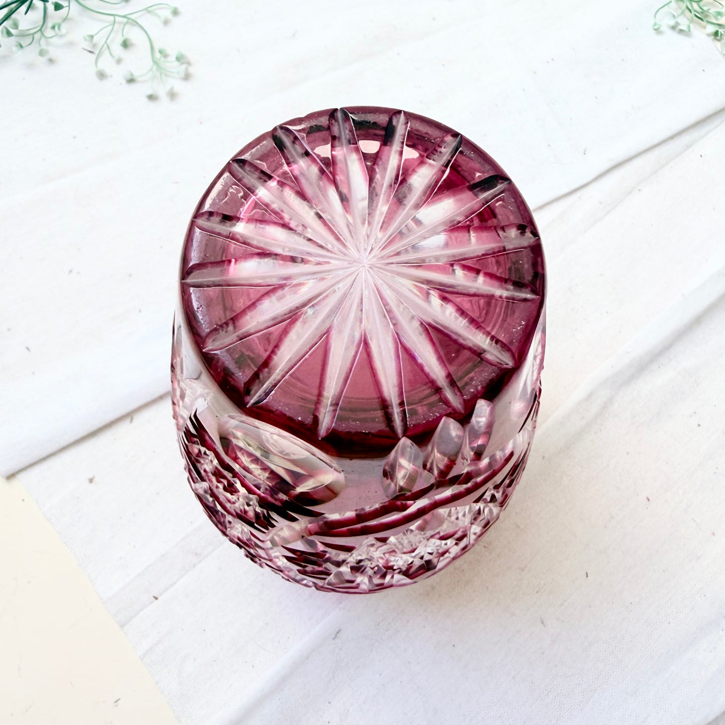 Vase Überfangglas rot