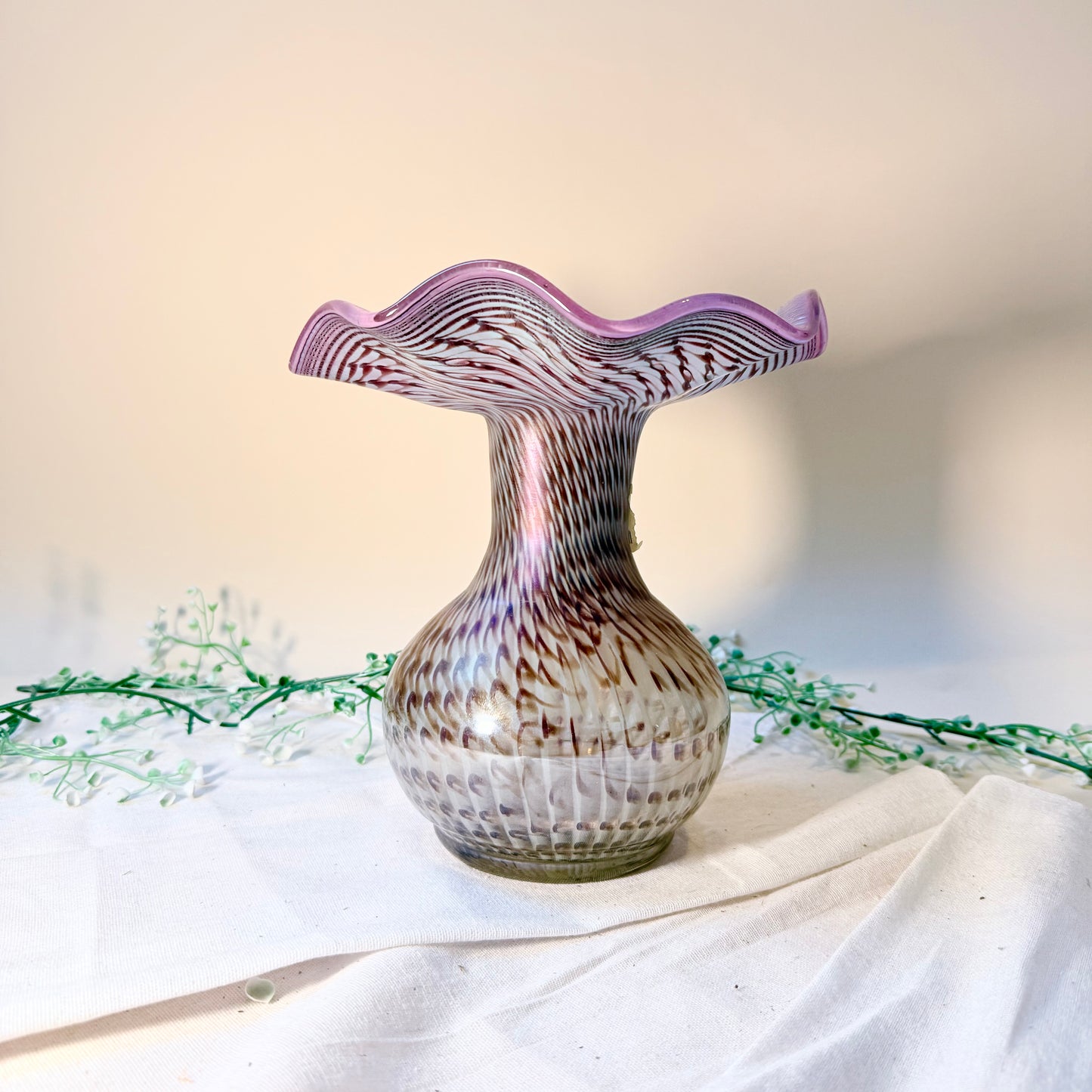 Mermaid Vase pink