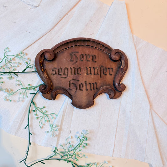 Holzschild „Gott segne unser Heim“