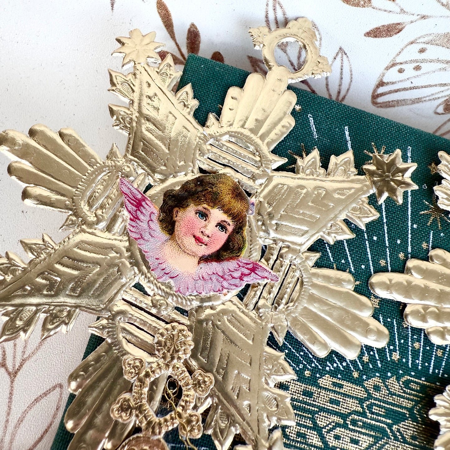 Dresdner Pappe 8er Set gold Schneeflocke