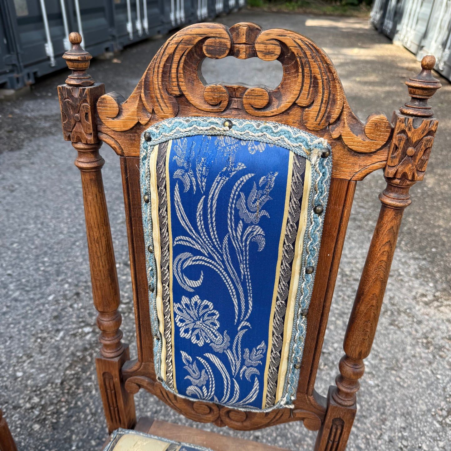 Gründerzeit Stühle blau