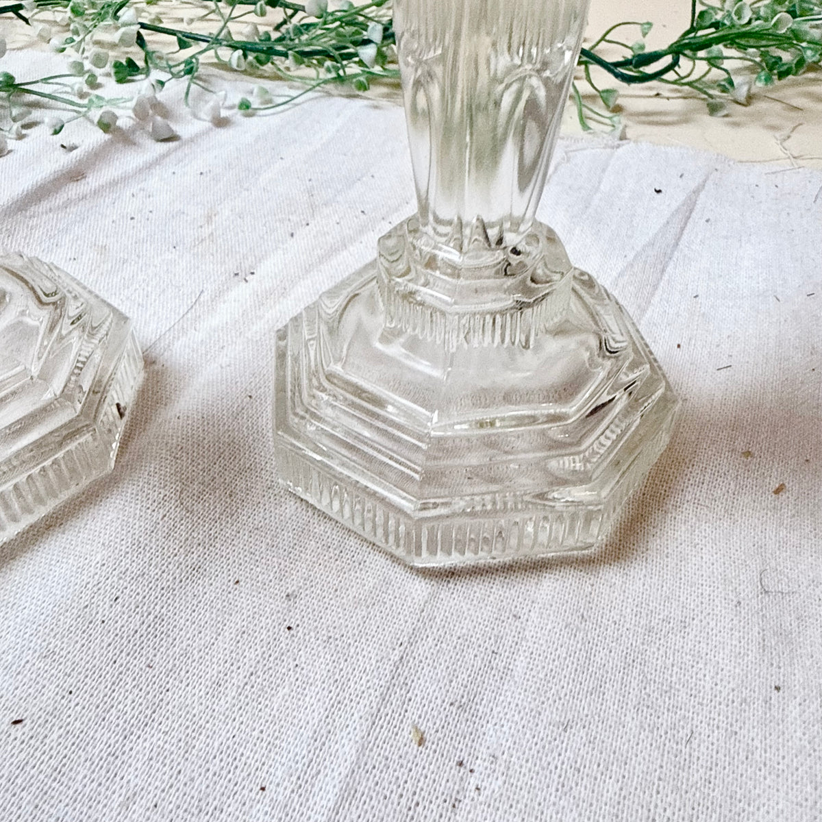 Paar Glas Kerzenständer