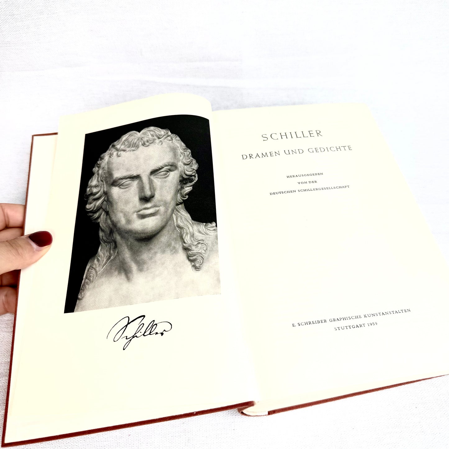 Buch „Schiller - Dramen und Gedichte“