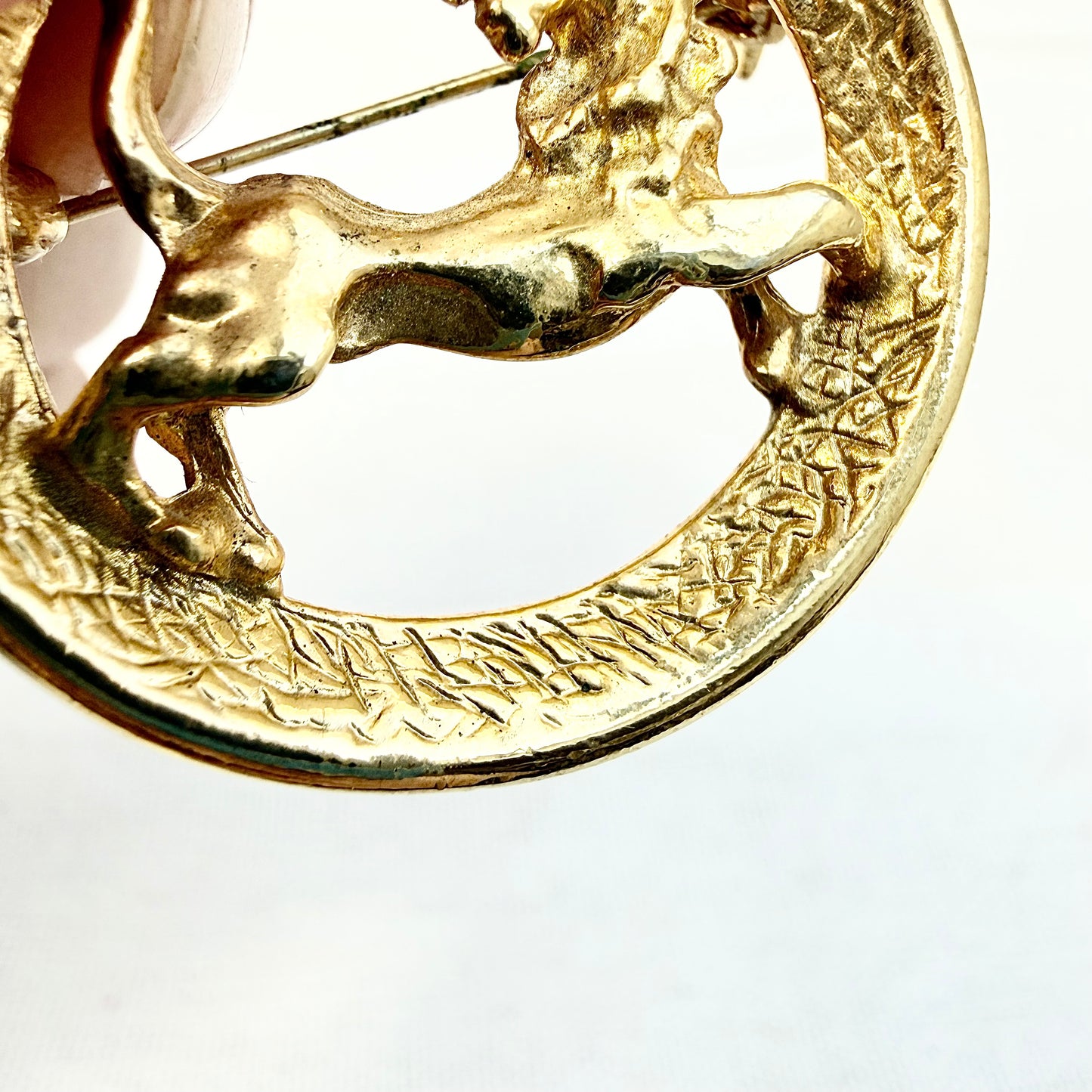 Trifari Sternzeichen Brosche Löwe