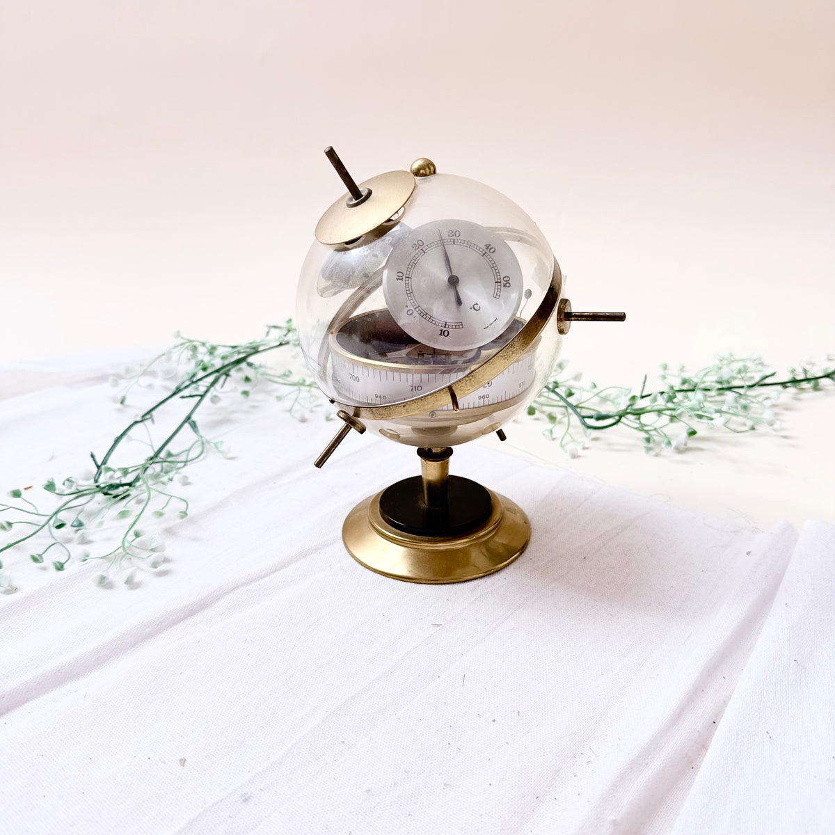 Space Age Wetterstation