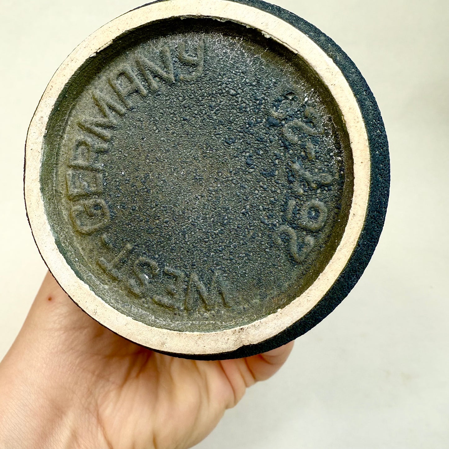 Krug schwarz gelb