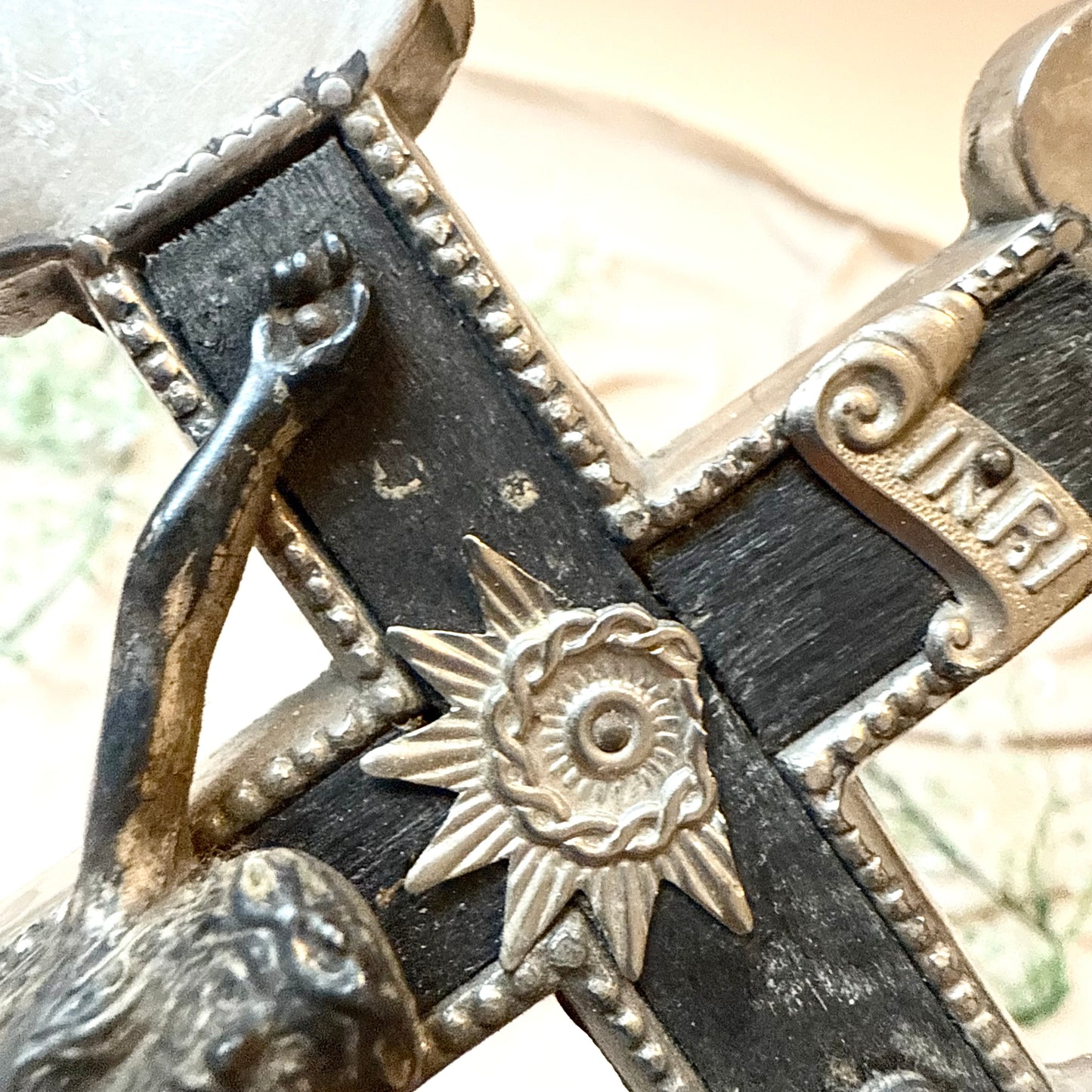 Kreuz Holz Metall antik