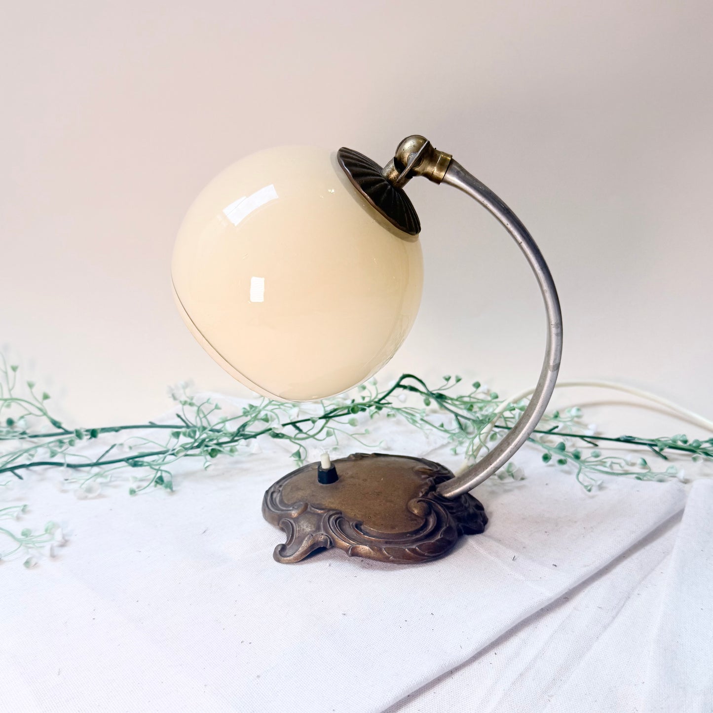 Tischlampe schwenkbar