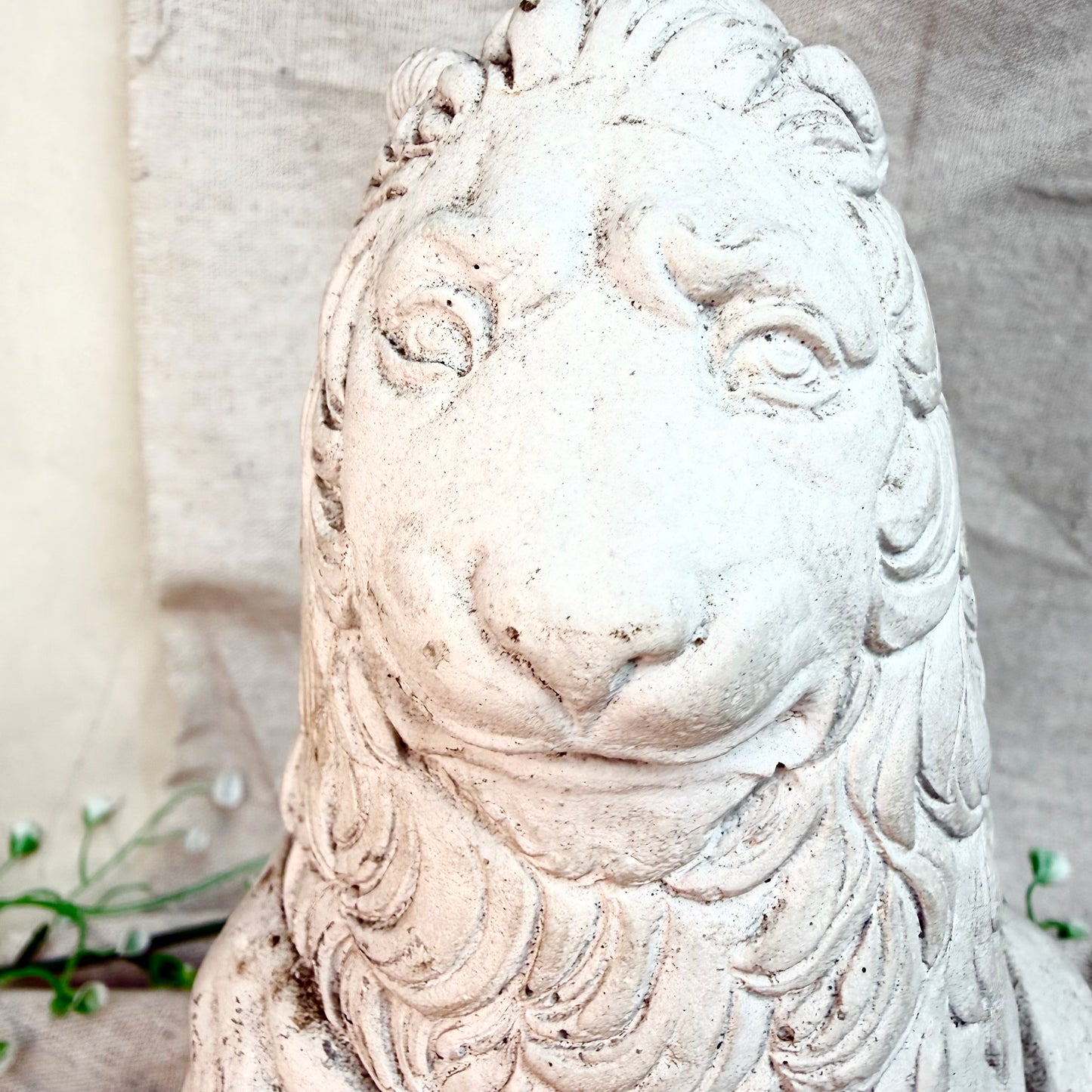 Beton Löwe Skulptur