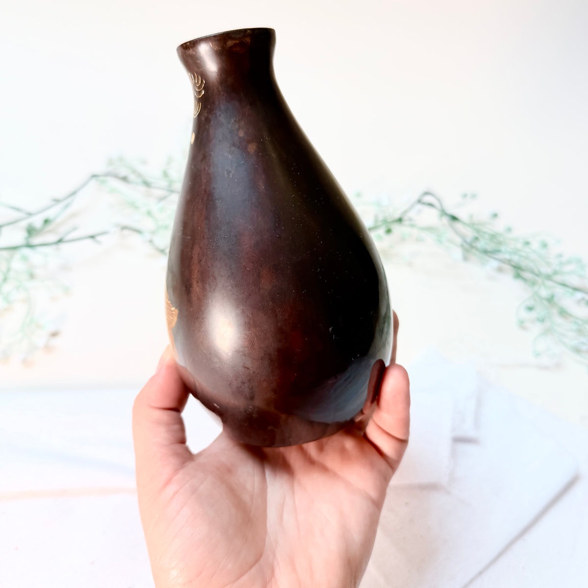 Asiatische Lackvase Fische