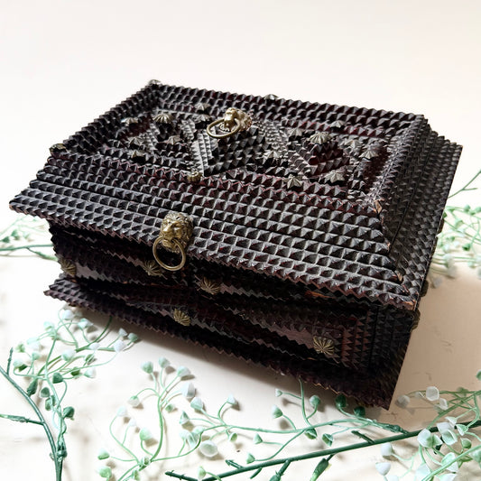 Tramp Art Box dunkel
