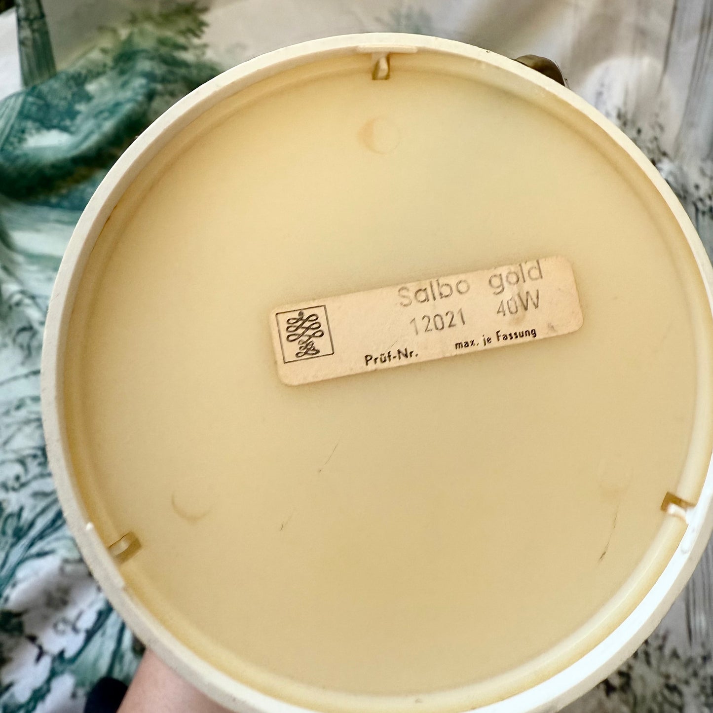 Krug gelb