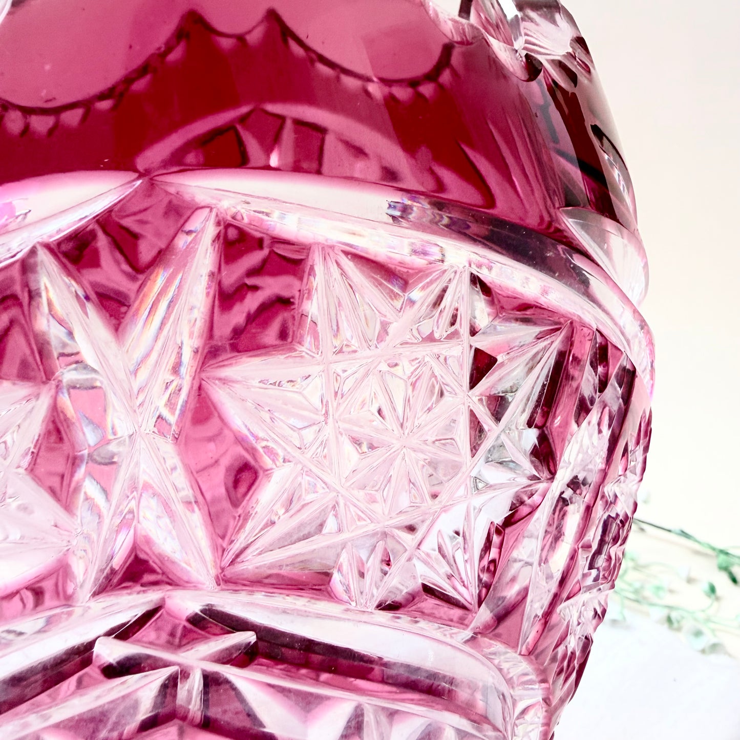 Vase Überfangglas rot