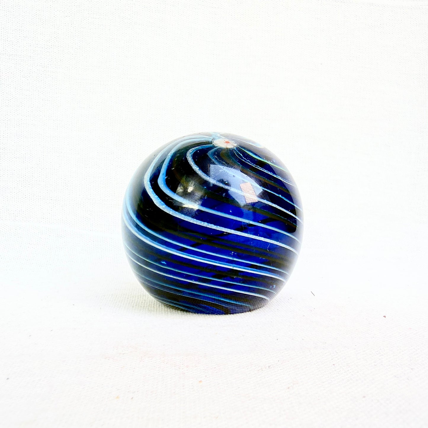 Briefbeschwerer blau