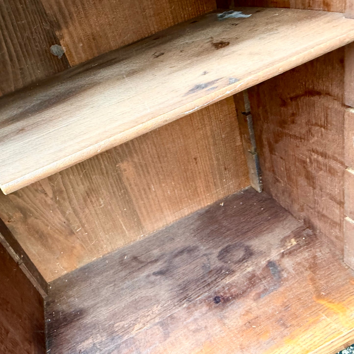 Jugendstil Schränkchen