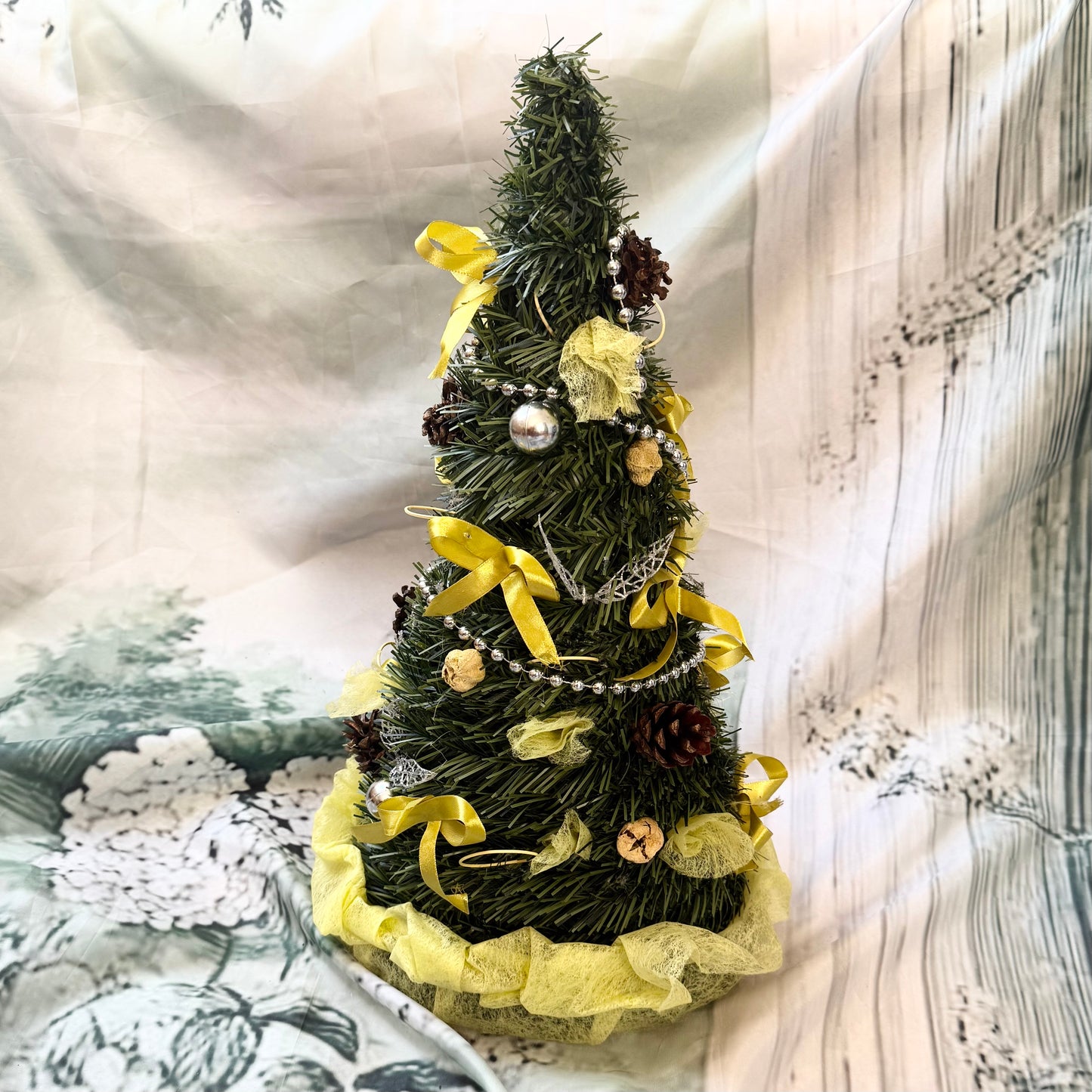 Weihnachtsbaum gelb