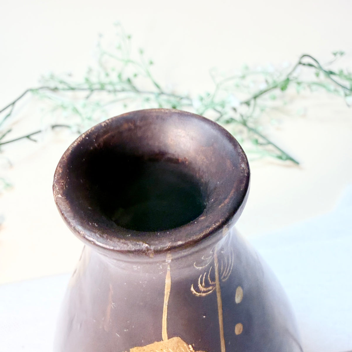 Asiatische Lackvase Fische