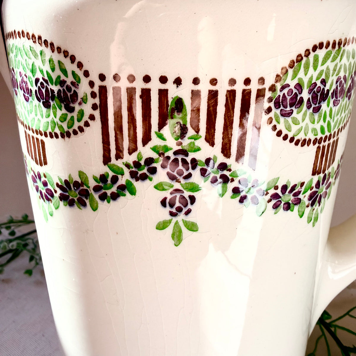Großer Art Déco Krug