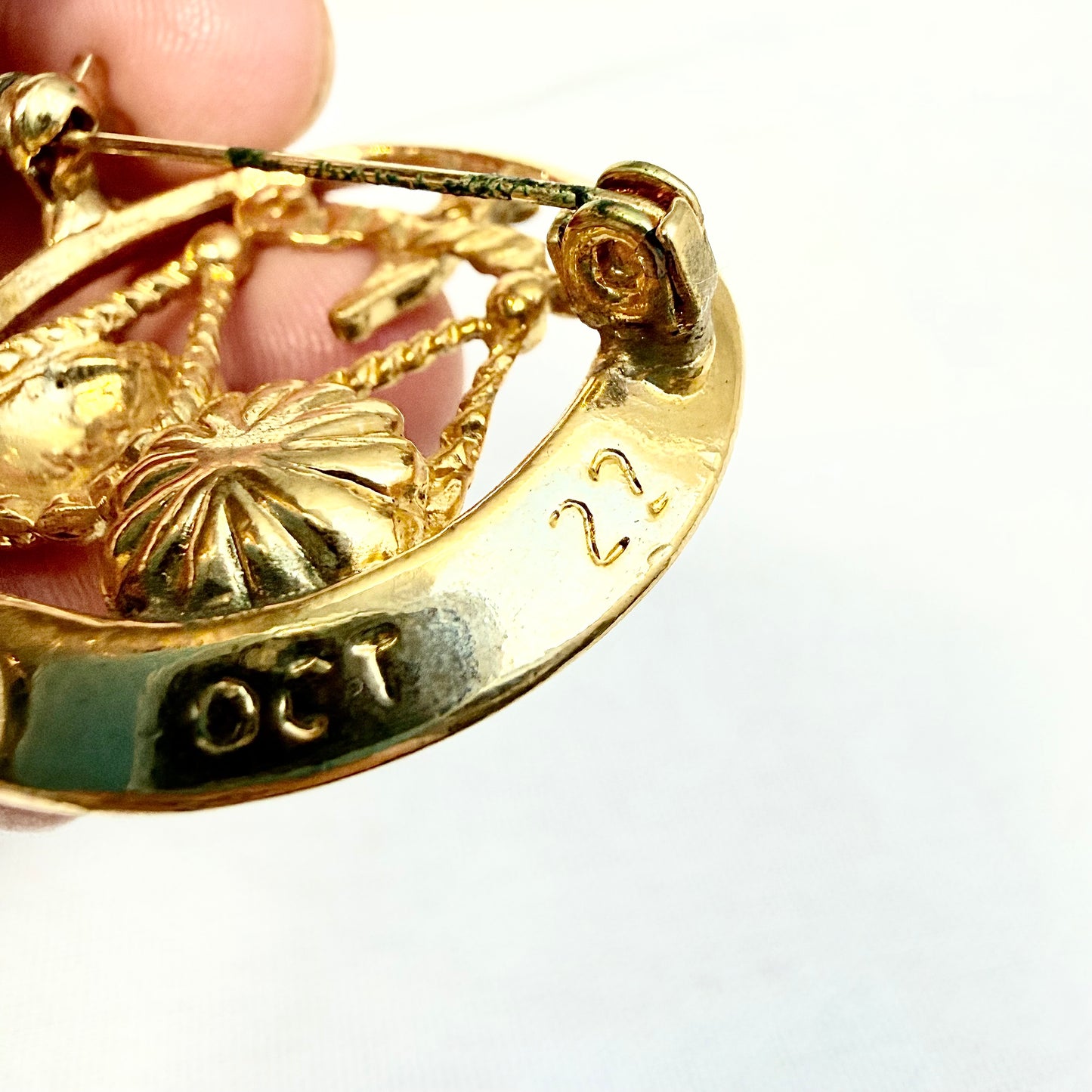 Trifari Sternzeichen Brosche Waage