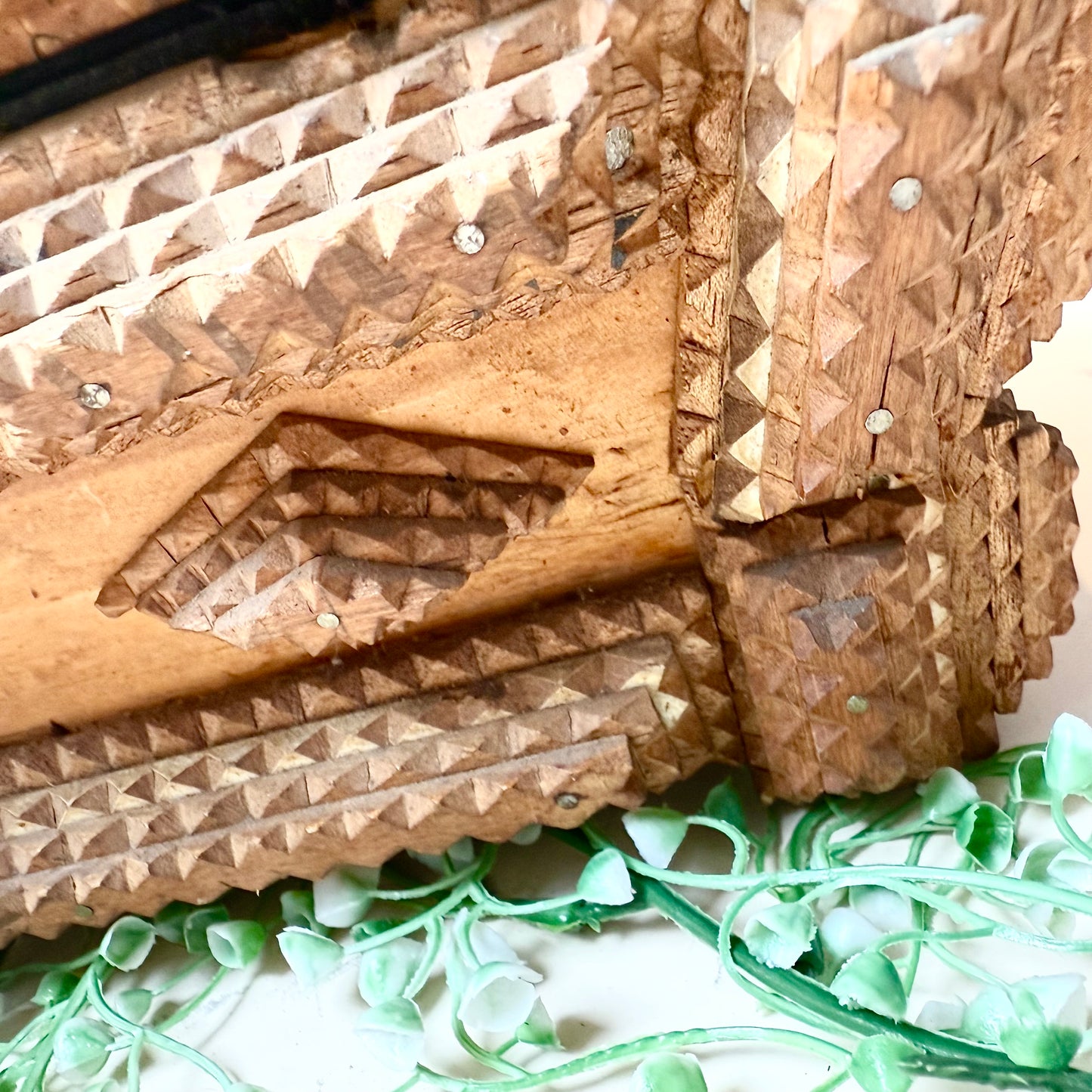 Tramp Art Box Schrift