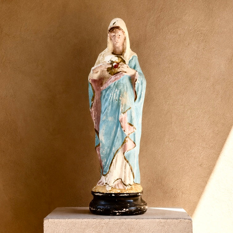 Marienstatue offenes Herz
