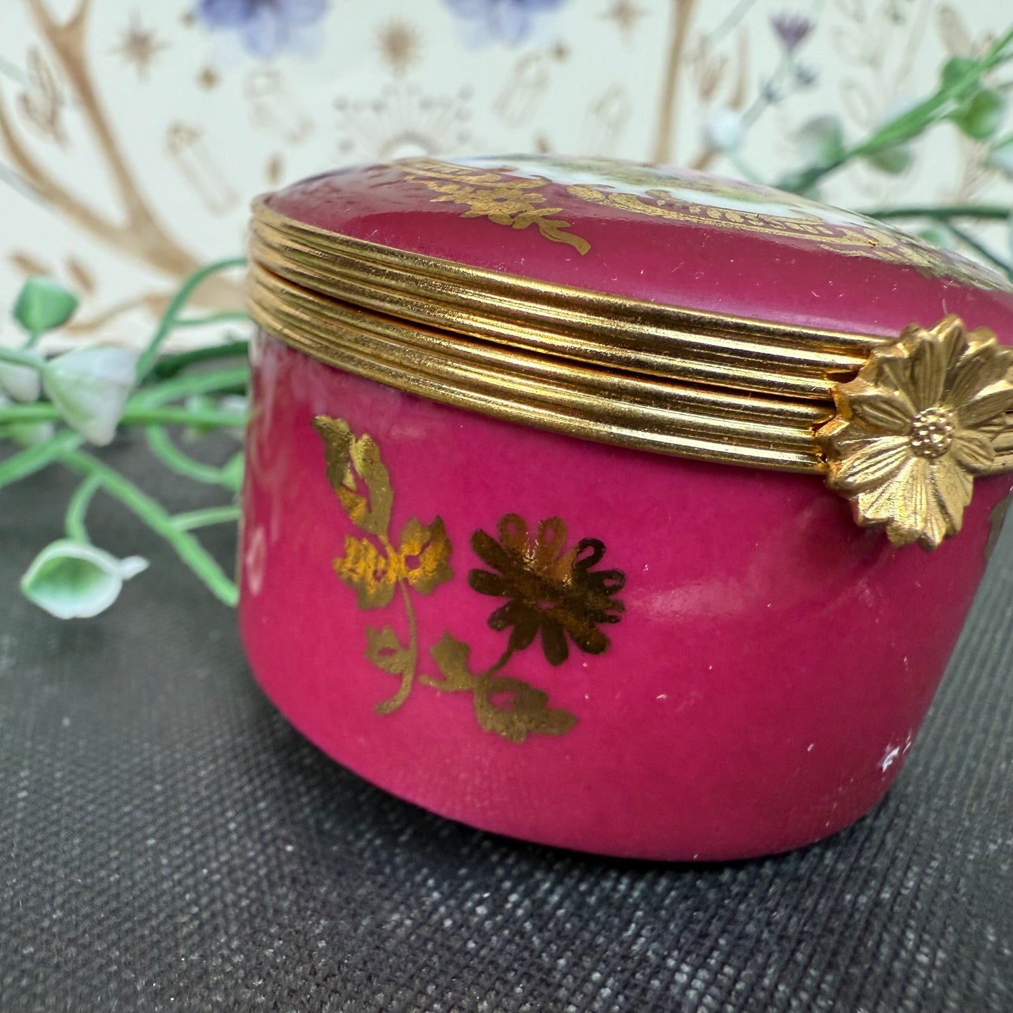 Pompadour Limoges Döschen pink