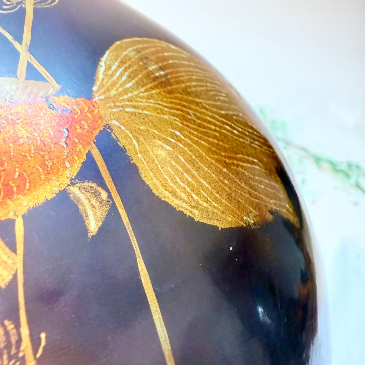 Asiatische Lackvase Fische